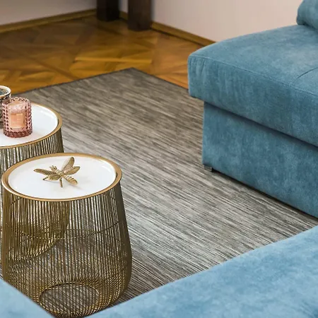 Square - Loftaffair Apartman *