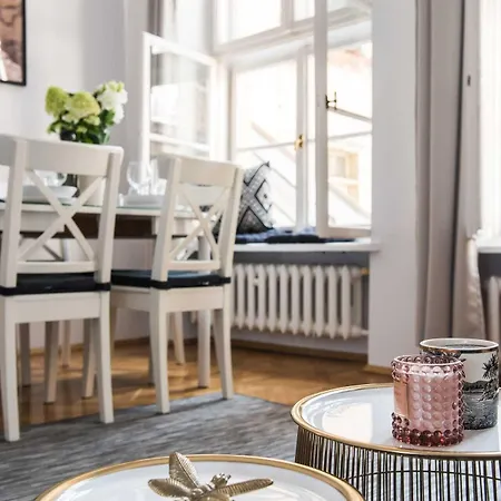 Square - Loftaffair Apartament *